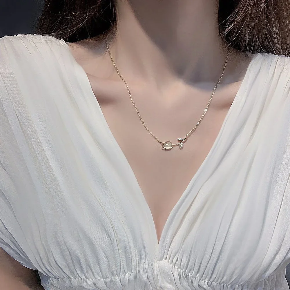 NEW 14K Gold Plated Diamond Flower Leaf Necklace - Picture 2 of 10